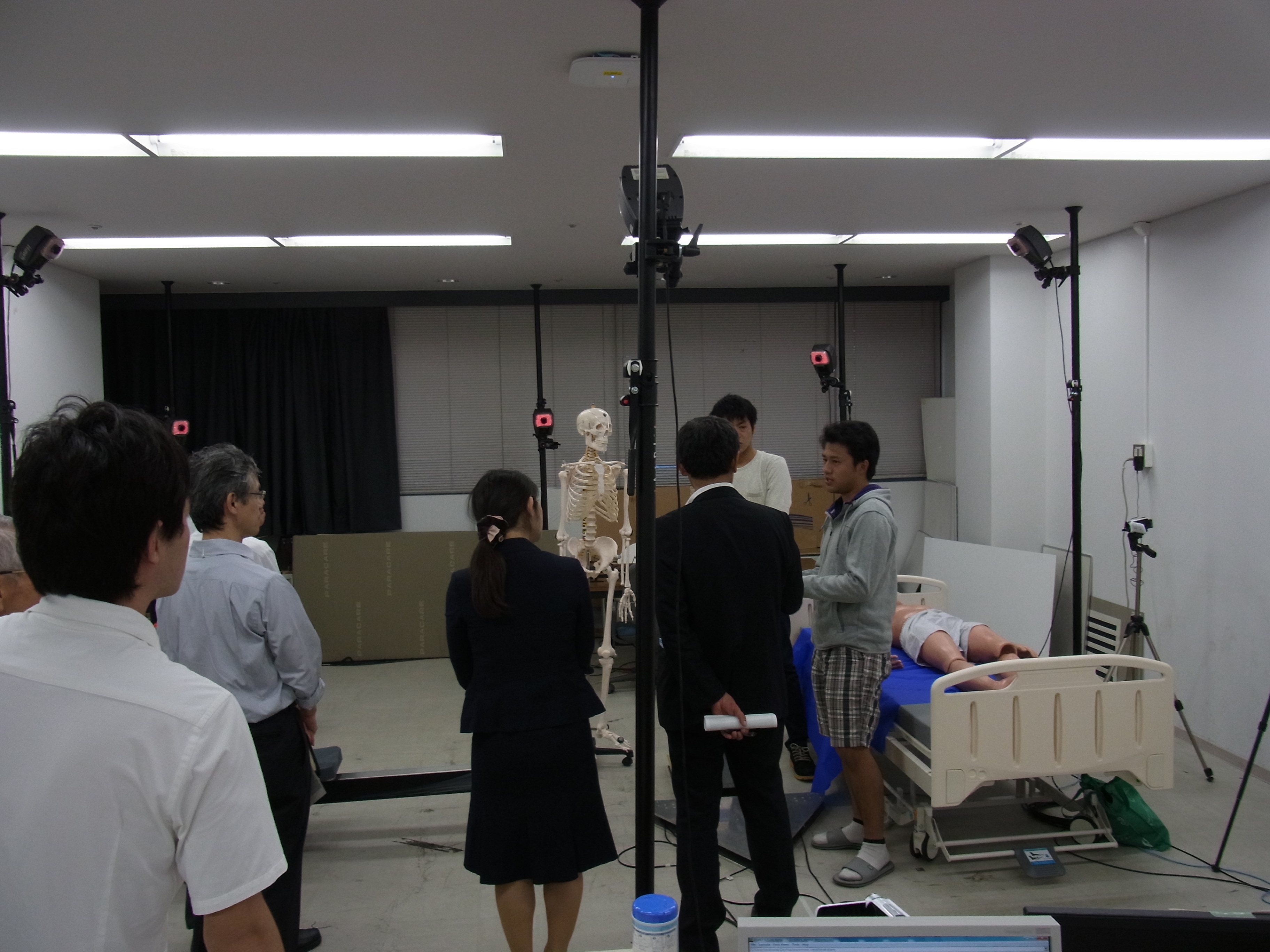 見学会の様子2